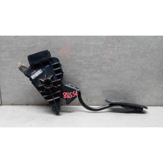 PEDALE ACCELERAZIONE ELETTRONICO TOYOTA Hilux 2005>2008 usato