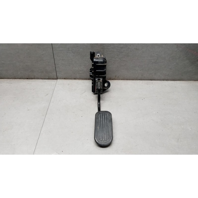 TOYOTA PEDALE ACCELERAZIONE ELETTRONICO TOYOTA Hilux 2005>2008 usato