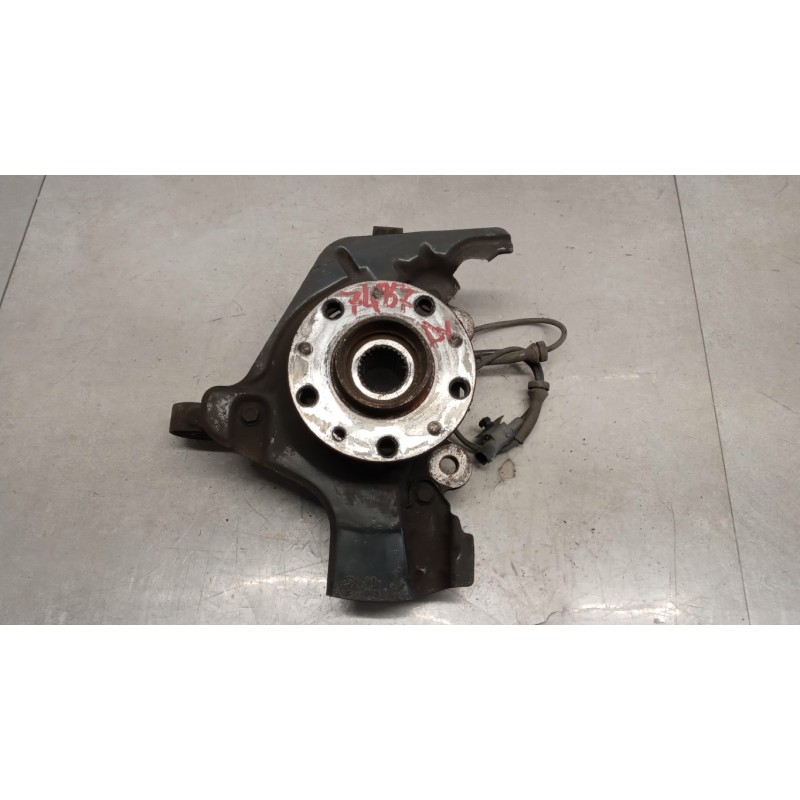 FIAT MONTANTE COMPLETO DESTRO FIAT Doblo' 2009>2014 usato