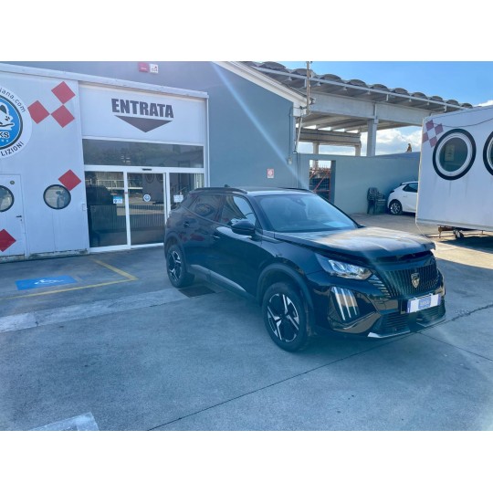 PEUGEOT 2008 1.2 BENZINA PURETECH ALLURE