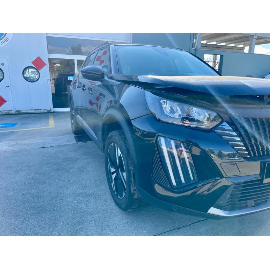 PEUGEOT 2008 1.2 BENZINA PURETECH ALLURE