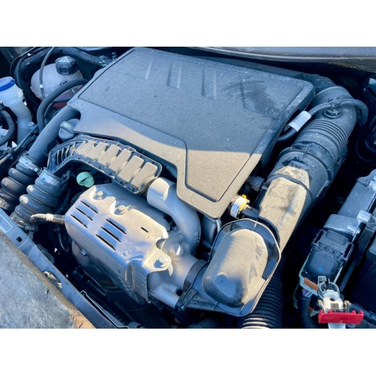 PEUGEOT 2008 1.2 BENZINA PURETECH ALLURE