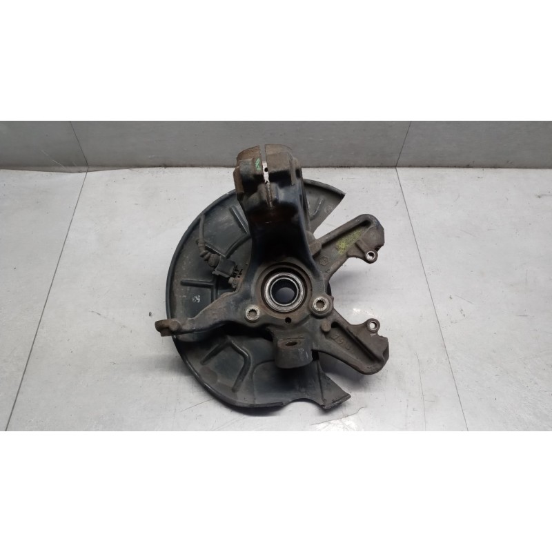 VOLKSWAGEN MONTANTE COMPLETO SINISTRO VOLKSWAGEN Golf 6 2008>2012 usato