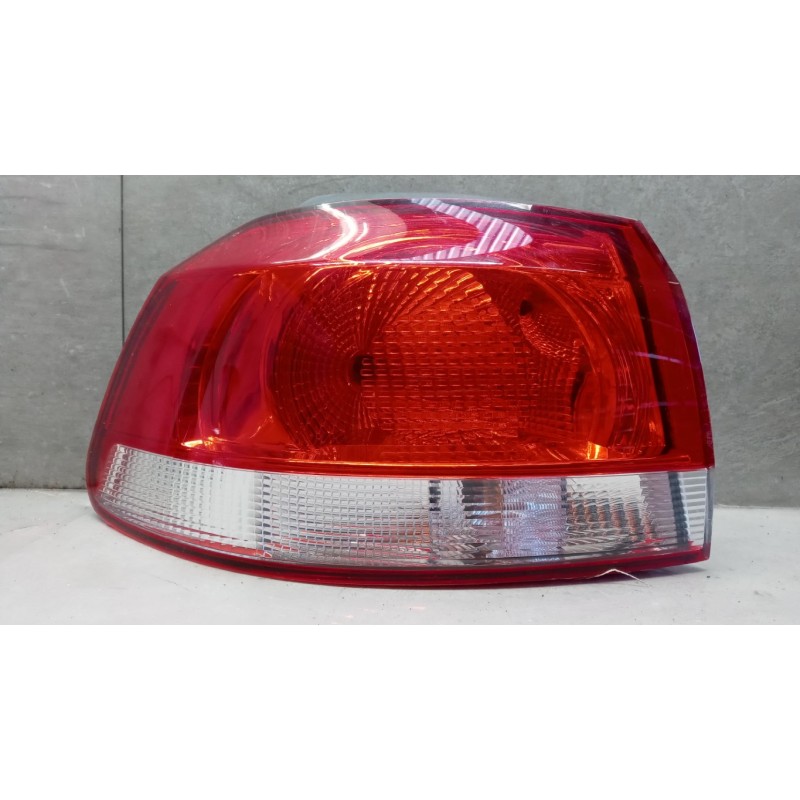 VOLKSWAGEN FARO POSTERIORE ESTERNO SINISTRO VOLKSWAGEN Golf 6 2008>2012 usato