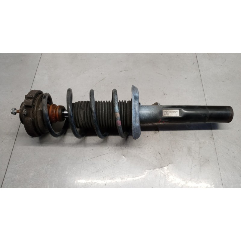 VOLKSWAGEN LEFT FRONT SCHOCK ASSORBER VOLKSWAGEN Golf 6 2008>2012 used