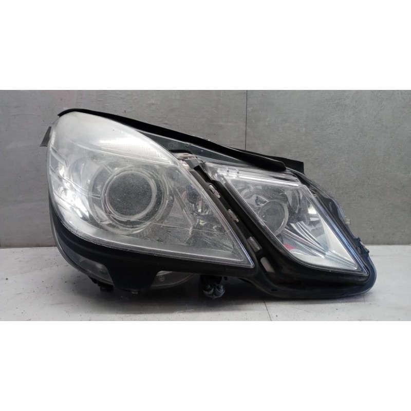 MERCEDES-BENZ FARO ANT XENO DESTRO MERCEDES-BENZ Classe E (W/S212) 2009>2012 usato