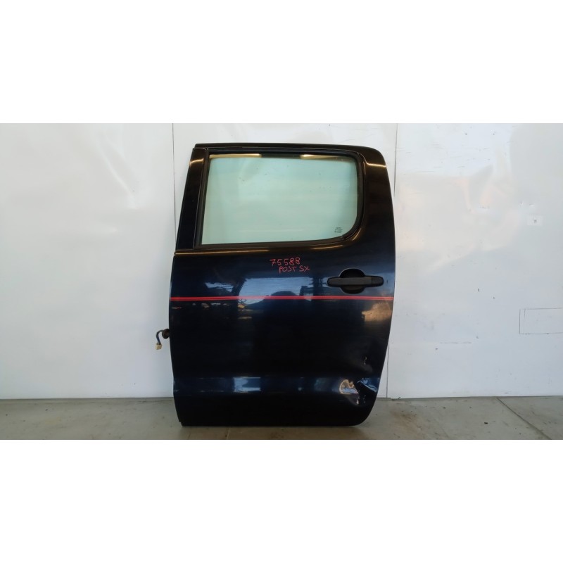TOYOTA PORTA POSTERIORE SINISTRA TOYOTA Hilux 2005>2008 usato