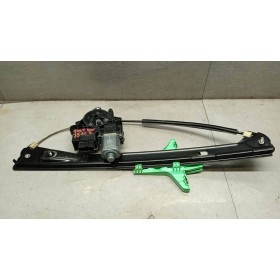 BACK RIGHT POWERED WINDOWS...