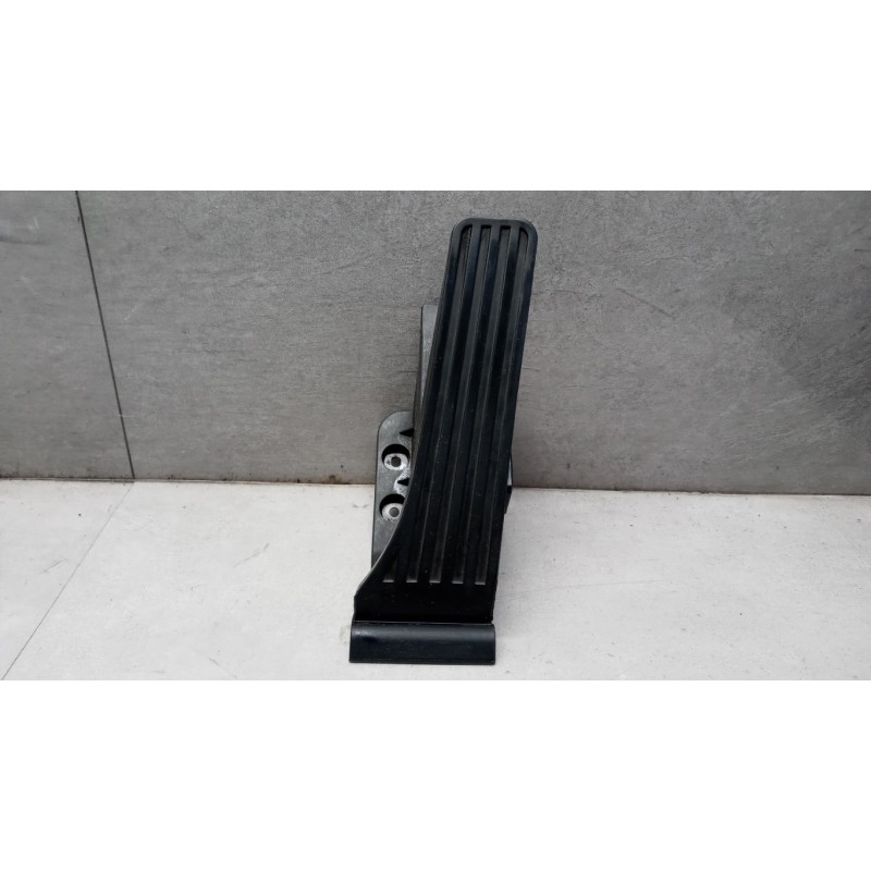 MERCEDES-BENZ ELETRONIC THROTTLE PEDAL  MERCEDES-BENZ Classe E (W/S212) 2009>2012 used