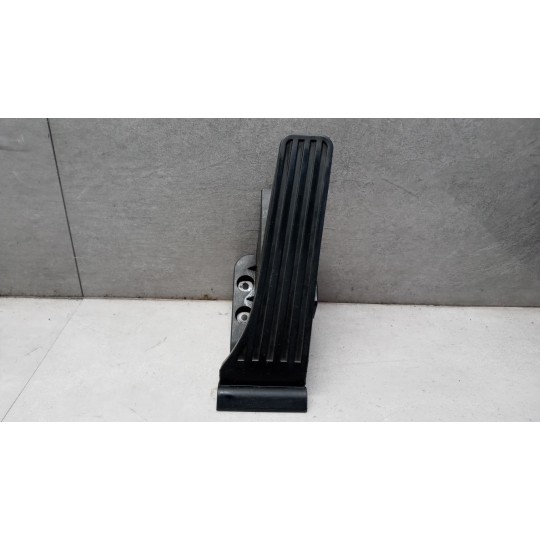 PEDALE ACCELERAZIONE ELETTRONICO MERCEDES-BENZ Classe E (W/S212) 2009>2012 usato