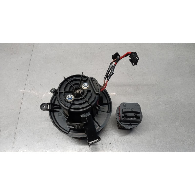 MERCEDES-BENZ MOTORINO VENTILAZIONE INTERNA MERCEDES-BENZ Classe E (W/S212) 2009>2012 usato