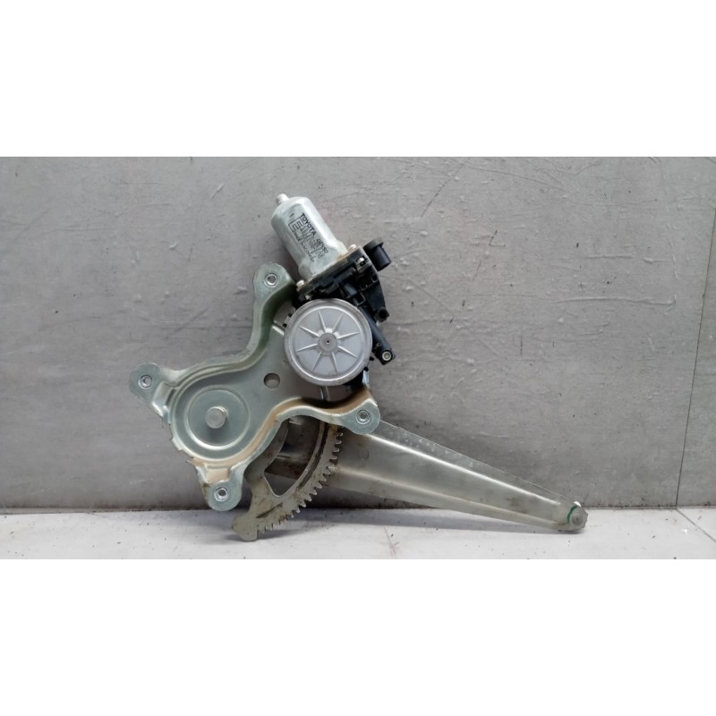 TOYOTA BACK RIGHT POWERED WINDOWS TOYOTA Hilux 2005>2008 used