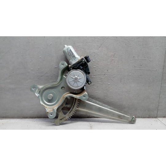 BACK RIGHT POWERED WINDOWS TOYOTA Hilux 2005>2008 used