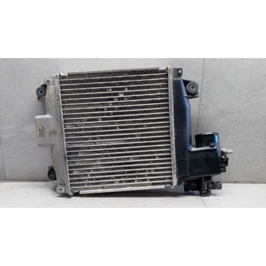 RADIATORE INTERCOOLERS TOYOTA Hilux 2005>2008 usato