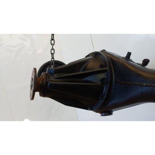 GRUPPO DIFFERENZIALE POSTERIORE TOYOTA Hilux 2005>2008 usato