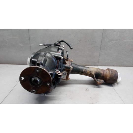 FRONT DIFFERENTIAL  TOYOTA Hilux 2005>2008 used
