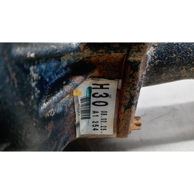 TOYOTA FRONT DIFFERENTIAL  TOYOTA Hilux 2005>2008 used