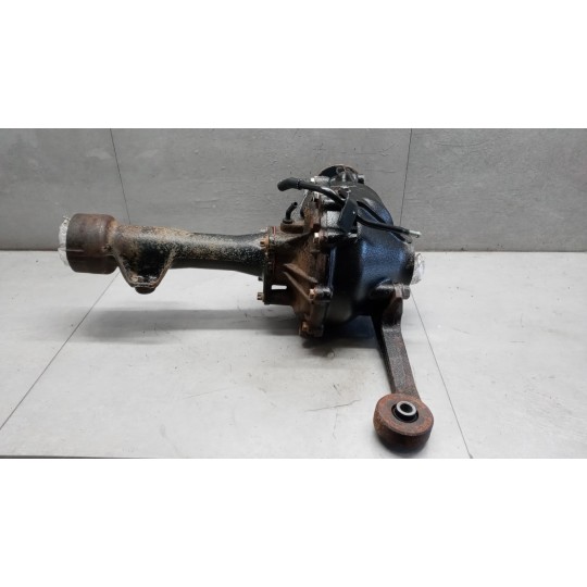 FRONT DIFFERENTIAL  TOYOTA Hilux 2005>2008 used