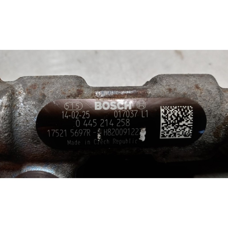 RENAULT van RIPARTITORE RAIL DEL CARBURANTE RENAULT van Trafic 2010>2014 used