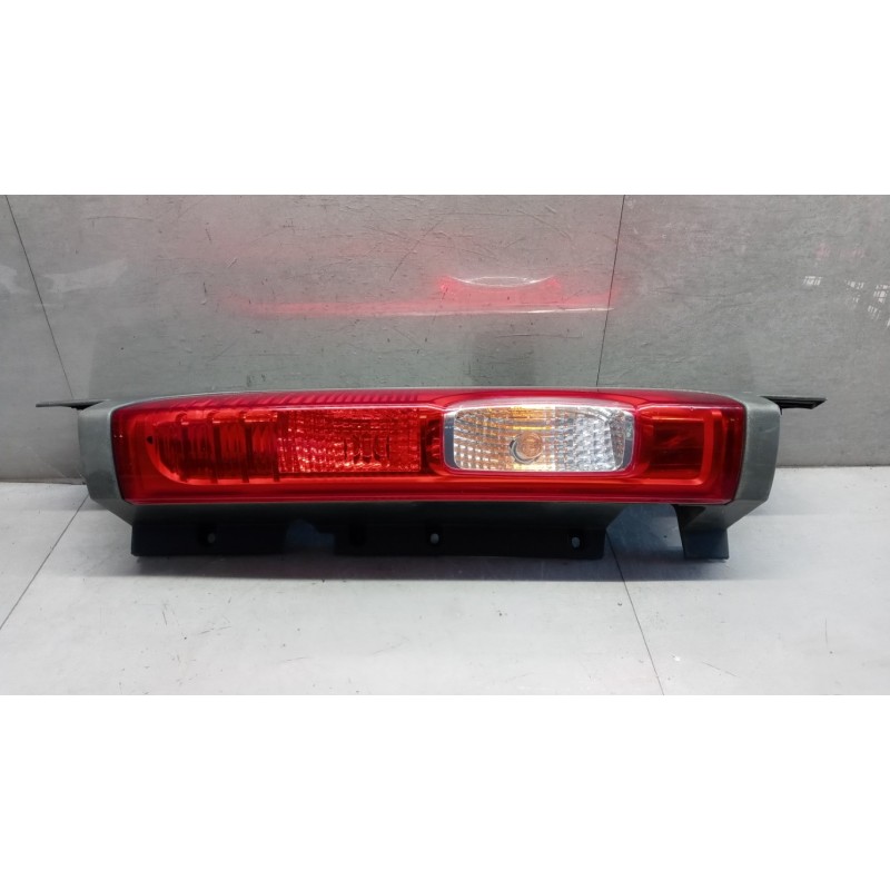 RENAULT van FARO POSTERIORE ESTERNO DESTRO RENAULT van Trafic 2007>2010 usato