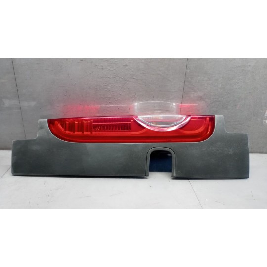 FARO POSTERIORE ESTERNO SINISTRO RENAULT van Trafic 2007>2010 usato