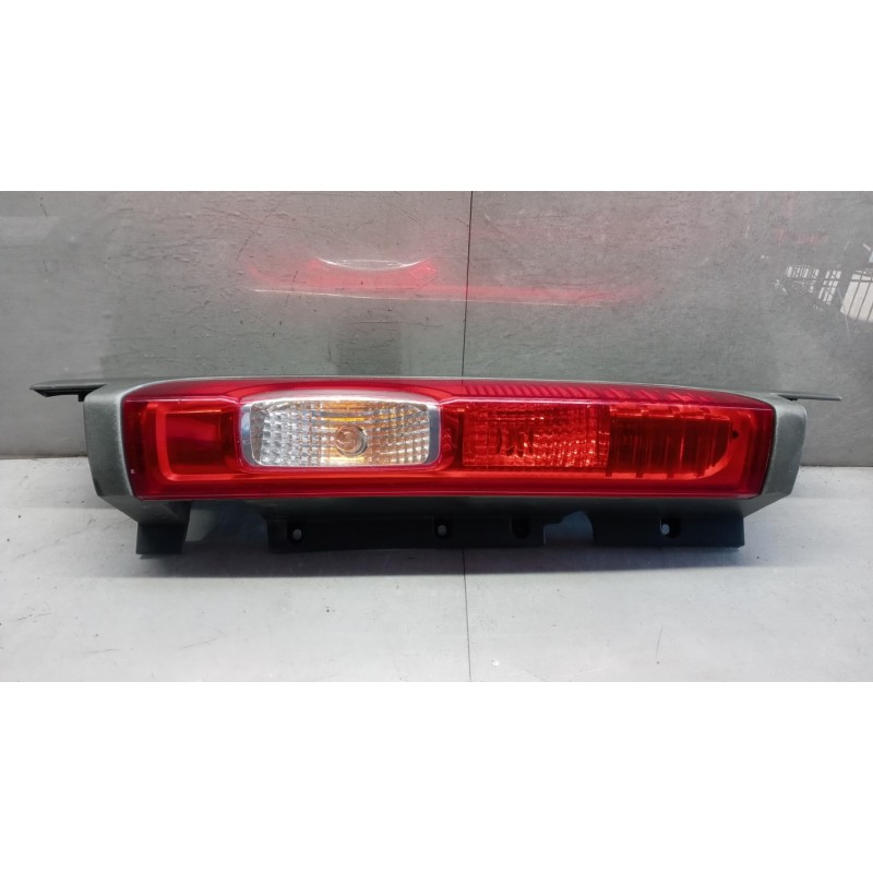 RENAULT van FARO POSTERIORE ESTERNO SINISTRO RENAULT van Trafic 2007>2010 usato
