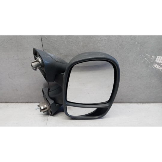 RIGHT ELETRIC REAR-VIEW MIRROR  RENAULT van Trafic 2007>2010 used