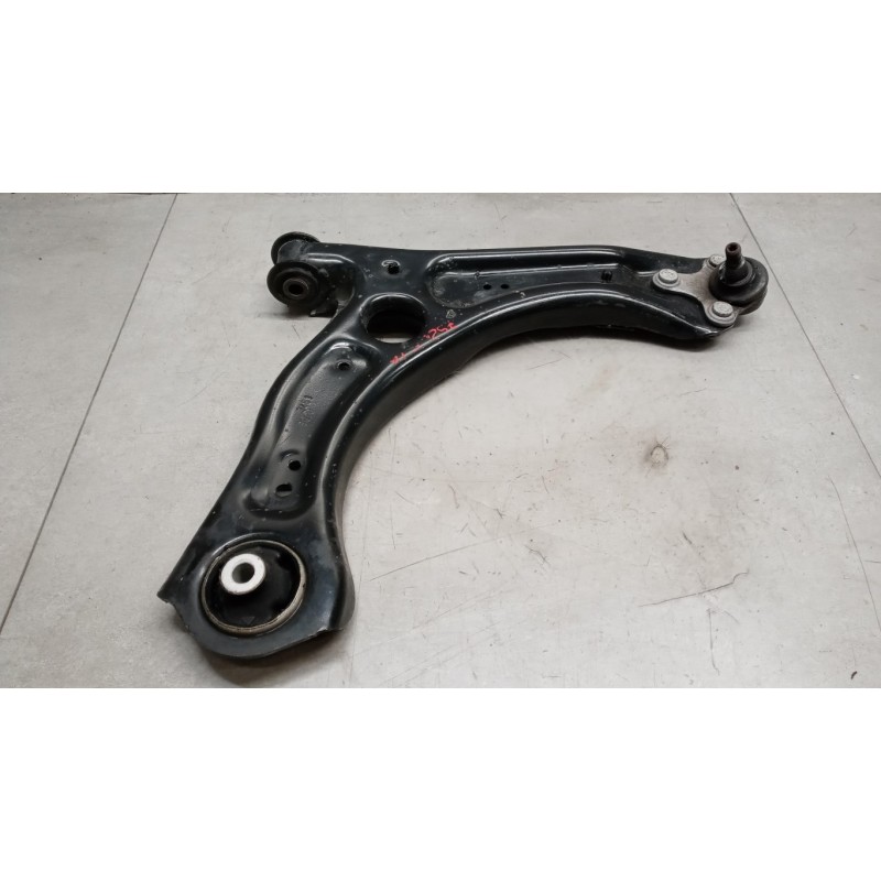 VOLKSWAGEN CONTROL ARM FRONT LOWER RIGHT  VOLKSWAGEN Polo 2017>2021 used