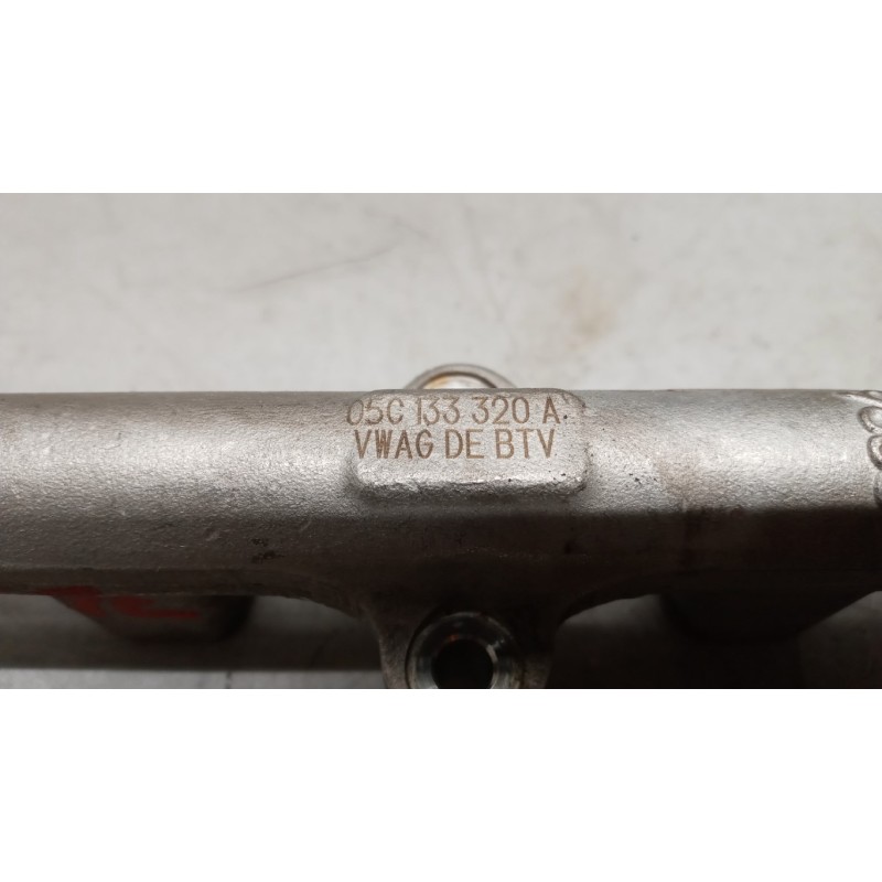 VOLKSWAGEN RIPARTITORE RAIL DEL CARBURANTE VOLKSWAGEN Polo 2017>2021 usato