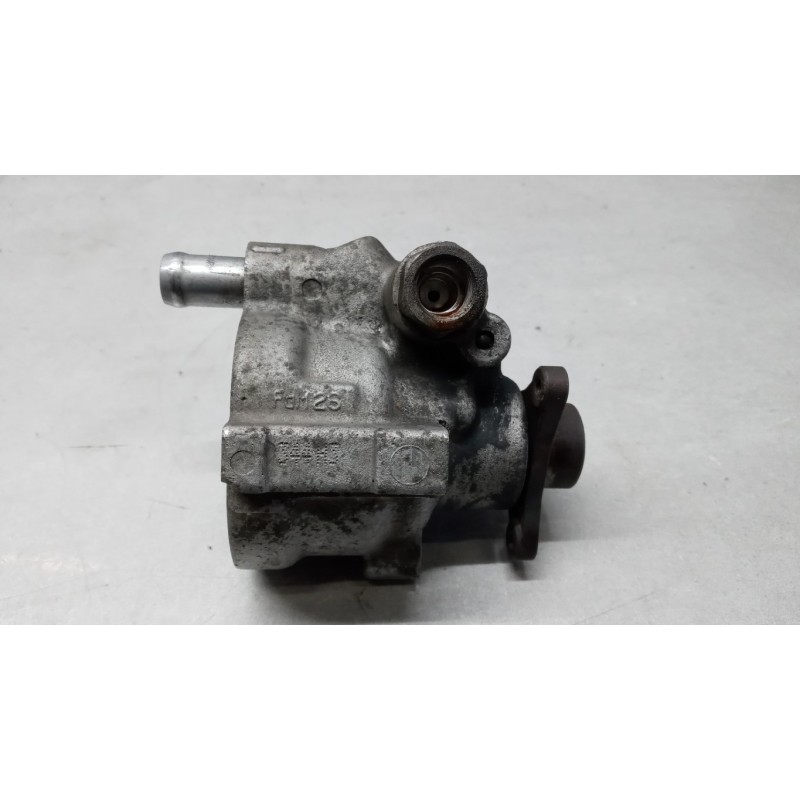 RENAULT van POMPA IDROGUIDA RENAULT van Trafic 2007>2010 usato