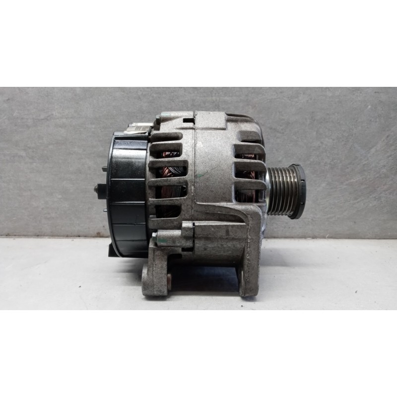 RENAULT van ALTERNATORE RENAULT van Trafic 2007>2010 usato