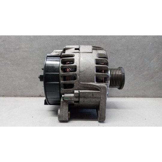 ALTERNATORE RENAULT van Trafic 2007>2010 usato