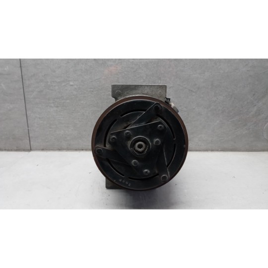 AIR CONDITIONER COMPRESSOR RENAULT van Trafic 2007>2010 used