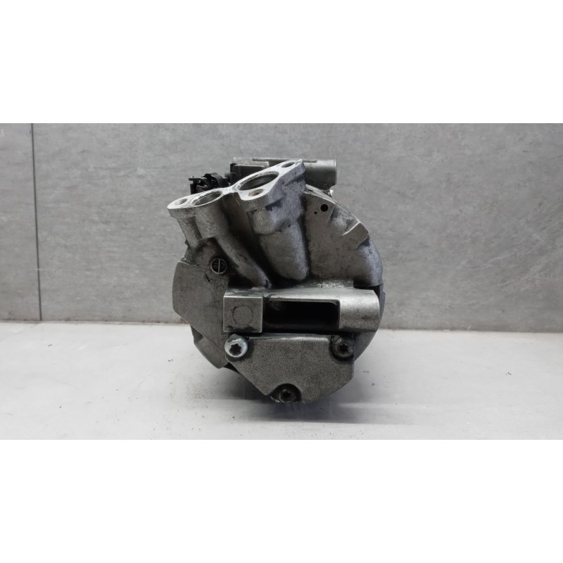 RENAULT van AIR CONDITIONER COMPRESSOR RENAULT van Trafic 2007>2010 used