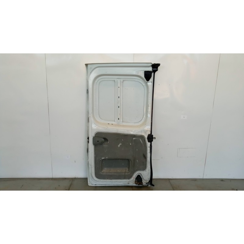 RENAULT van PORTACARICO POST DESTRO RENAULT van Trafic 2007>2010 usato