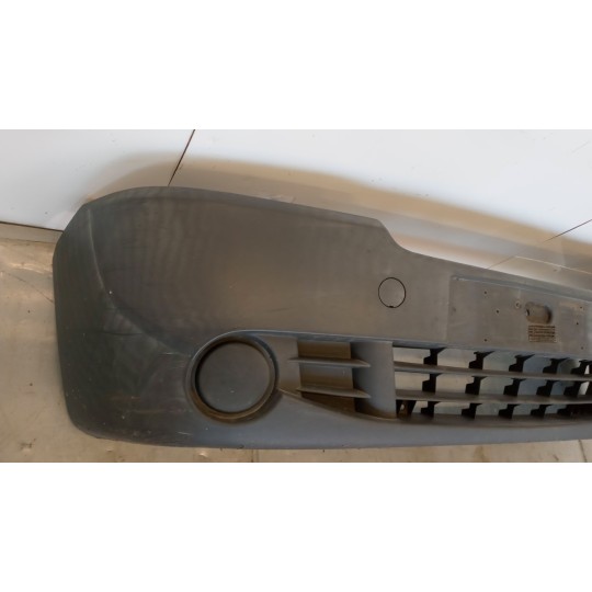 PARAURTI ANTERIORE RENAULT van Trafic 2007>2010 usato