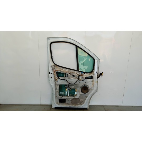 LEFT FRONT DOOR RENAULT van Trafic 2007>2010 used