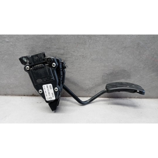 ELETRONIC THROTTLE PEDAL  RENAULT van Trafic 2007>2010 used
