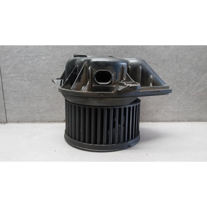 RENAULT van MOTORINO VENTILAZIONE INTERNA RENAULT van Trafic 2007>2010 usato