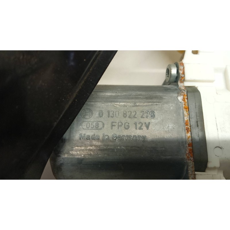 BMW ALZA VETRI ANTERIORI SINISTRO BMW Serie X1 (E84) 2012>2015 usato