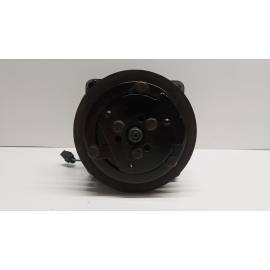 COMPRESSORE ARIA CONDIZIONATA RENAULT truck Premium 1996>2005 usato
