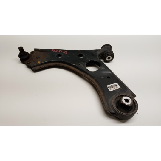 BRACCIO OSCILLANTE ANTERIORE INFERIORE SINISTRO FIAT F.500L 2012> usato