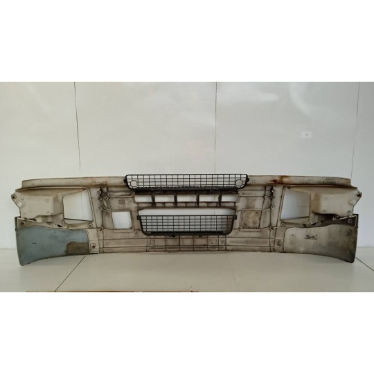 PARAURTI ANTERIORE RENAULT truck Premium 2005>2013 usato