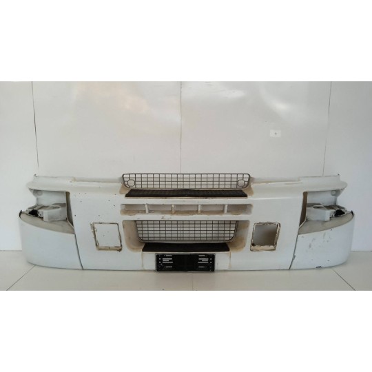 PARAURTI ANTERIORE RENAULT truck Premium 2005>2013 usato