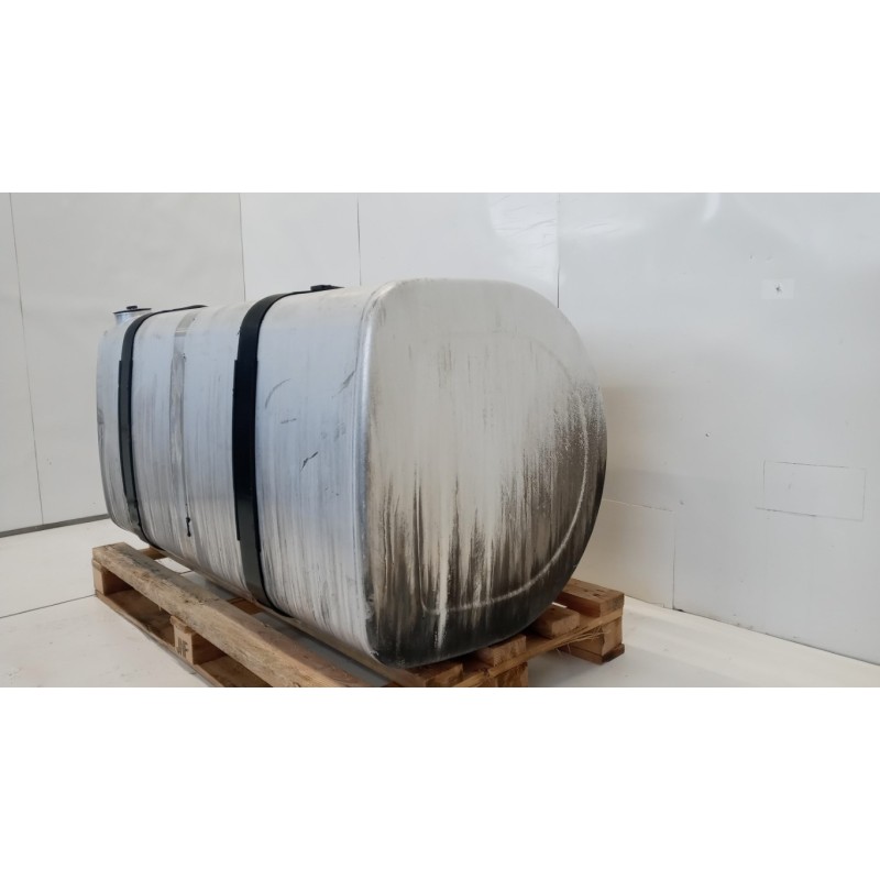 RENAULT truck SERBATOIO CARBURANTE RENAULT truck Premium 2005>2013 usato