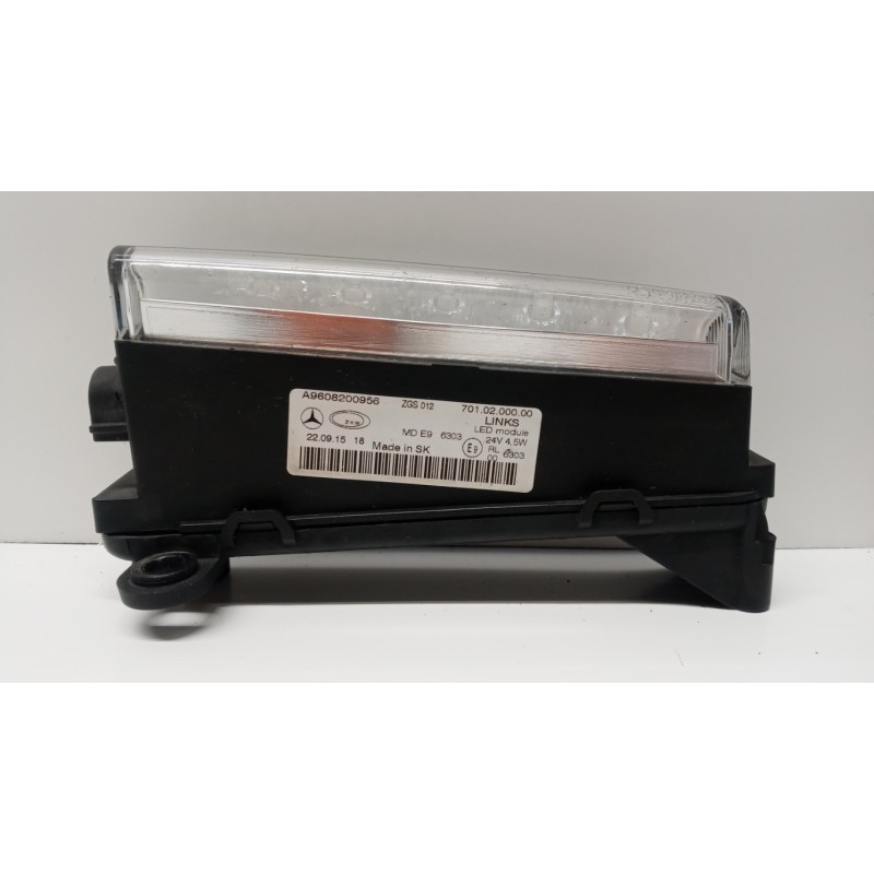 MERCEDES-BENZ truck FANALERIA SUPPLEMENTARE MERCEDES-BENZ truck Actros euro 6 2014>2021 usato