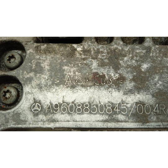 SUPPORTO PEDANA DX MERCEDES-BENZ truck Actros euro 6 2014>2021 usato