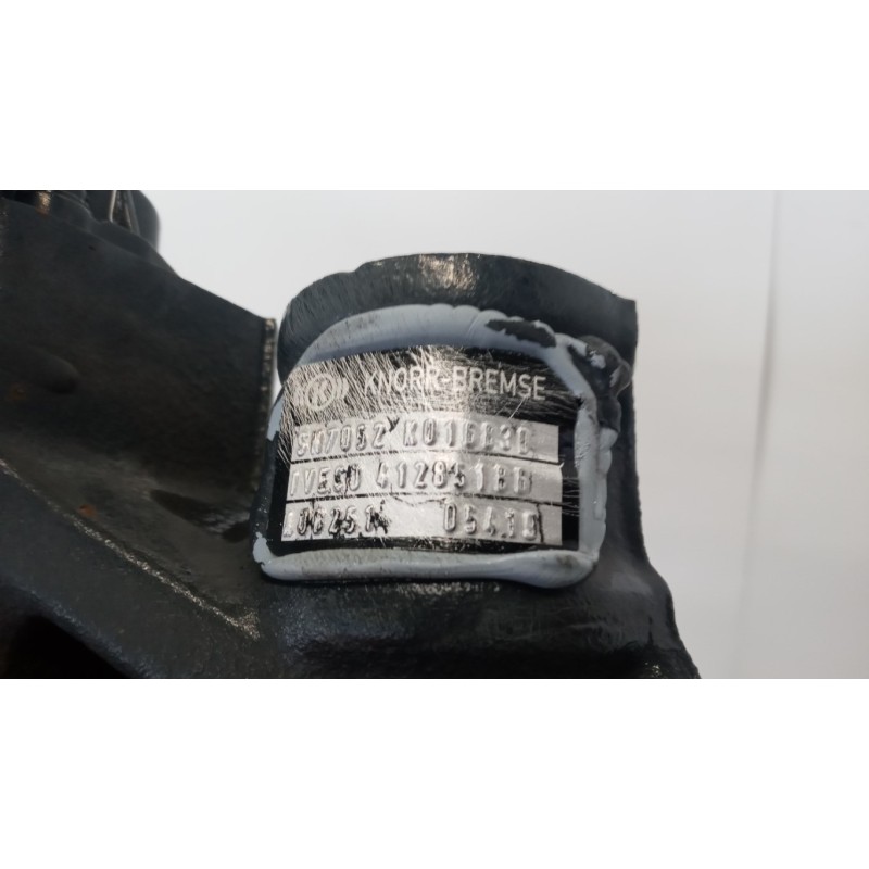 IVECO PINZA ANTERIORE SINISTRA IVECO Stralis 2007>2013 usato