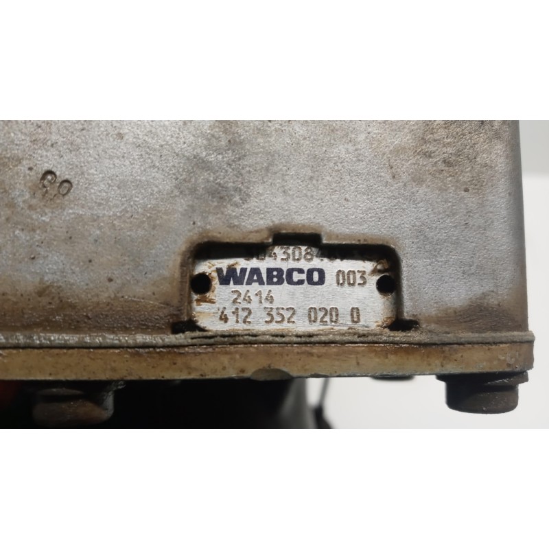 IVECO COMPRESSORE ARIA FRENI IVECO Stralis 2007>2013 usato