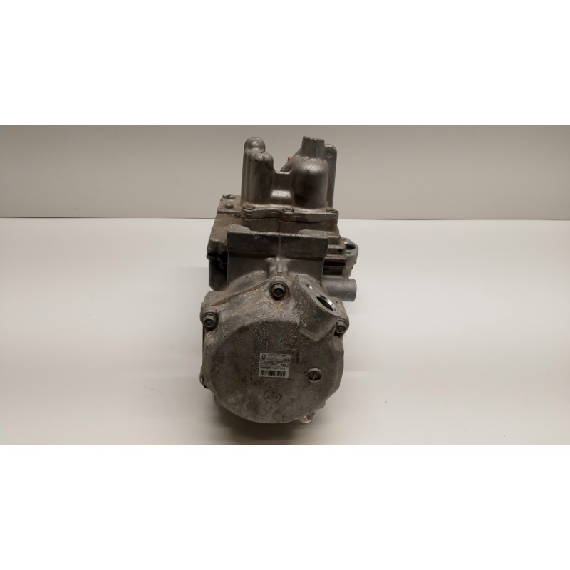 RENAULT AIR CONDITIONER COMPRESSOR RENAULT Zoe 2019> used